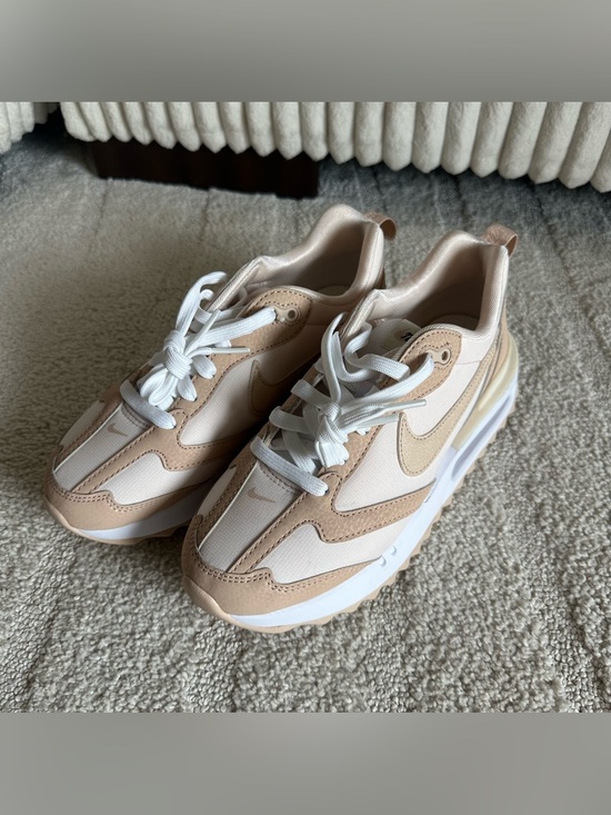 Nike Shoes - Nike Women’s Air Max Dawn Sneakers Soft Pink